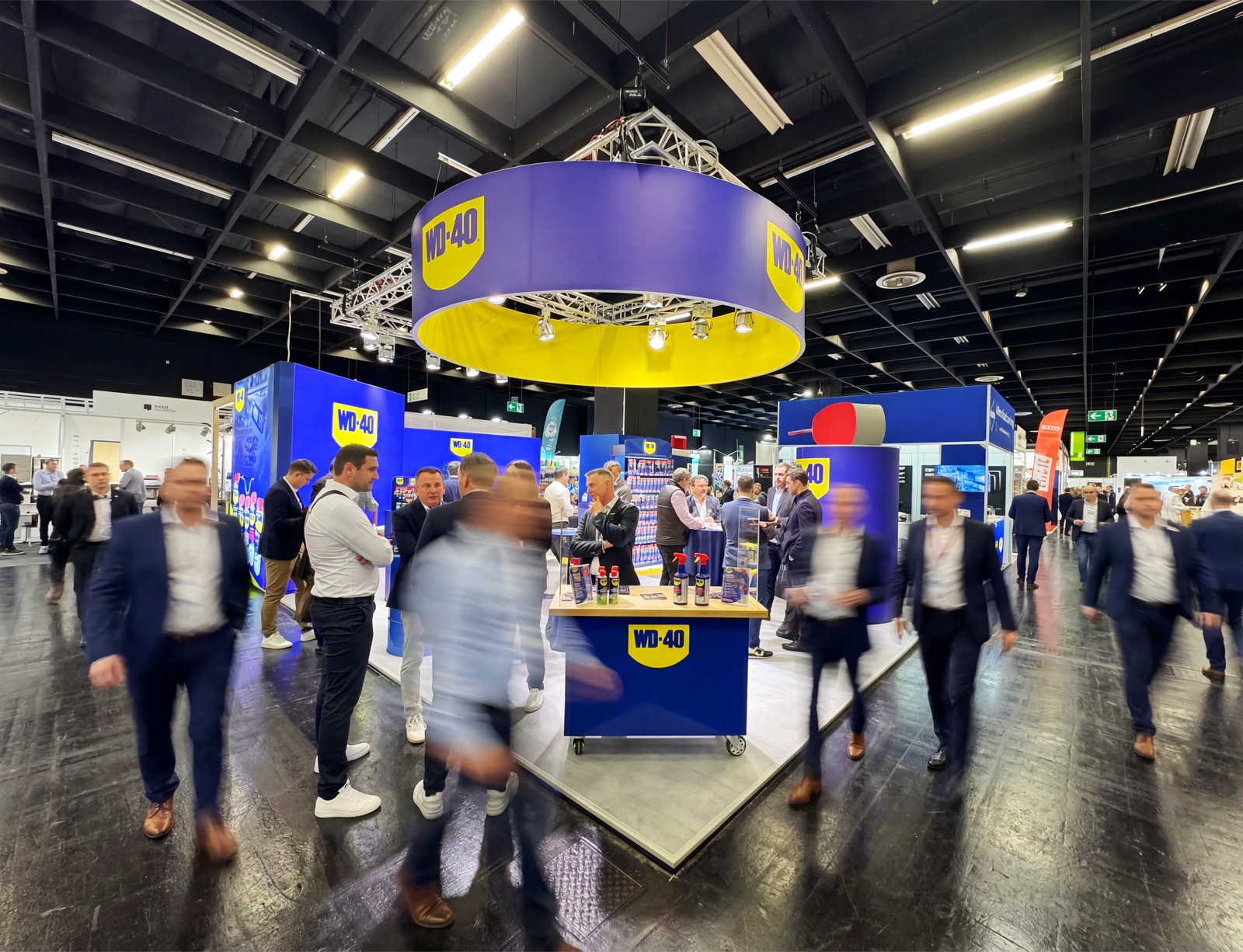 WD-40 Messe Weitwinkel